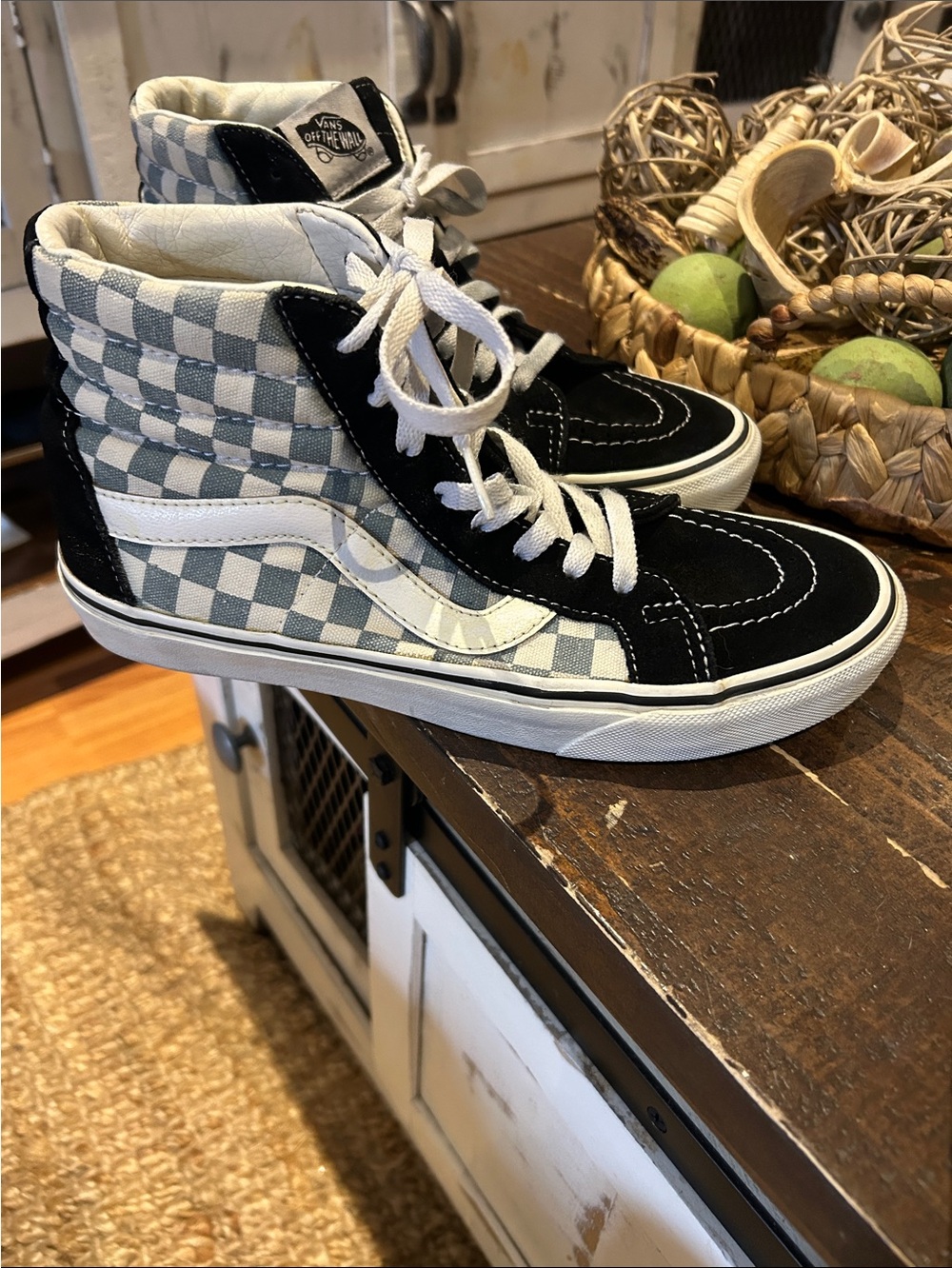 Vans women Checkerboard Sk8-Hi High-Top Sneakers in Black, blue and White